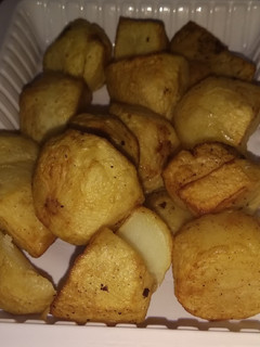 A picture of Deep fried potatoes.