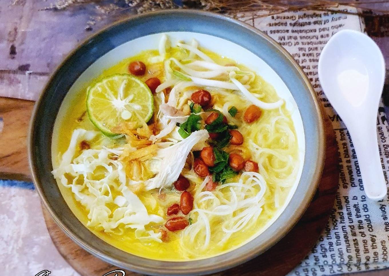 Soto Kuning daging ayam