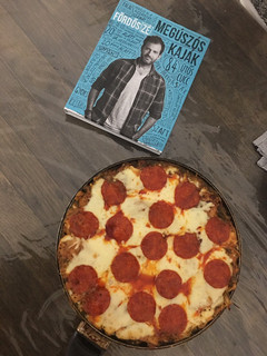 Csirke pizzaiola makarónival recept fotója