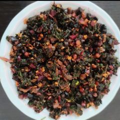 A picture of Red cheera thoran.
