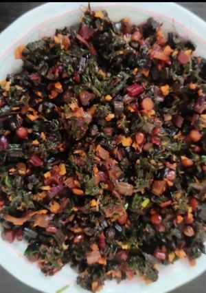 A picture of Red cheera thoran.