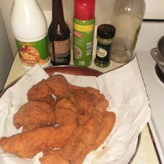 A picture of Fried fish.