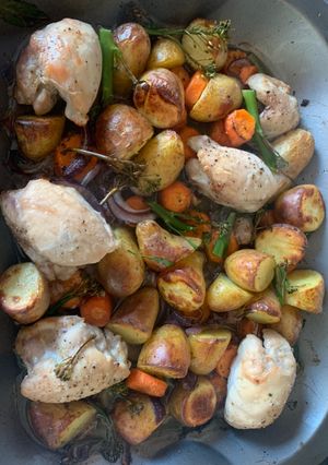 A picture of Chicken Thigh Tray Bake.