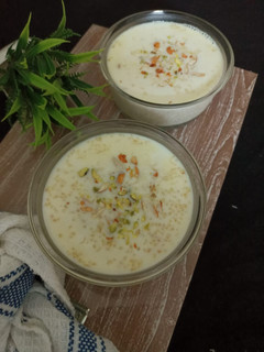 मीठी दलिया(meethi daliya recipe in hindi) रेसिपी मुख्य फोटो