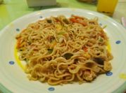 Una foto de pescado salsa ostras