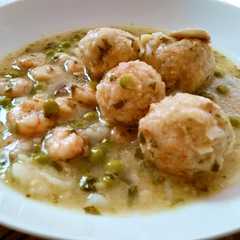 Foto principal de Albóndigas de pescado en salsa verde