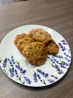 Una foto de Hamburguesa de jurel y arroz
