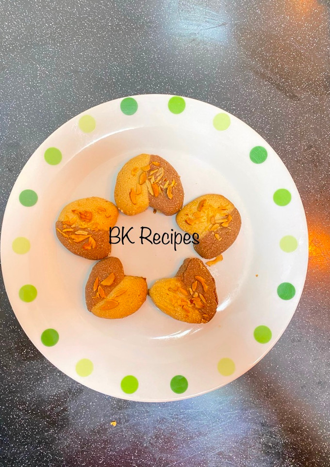சாக்லேட்  ரவா குக்கீஸ்💝 (chocolate rava kukkies recipe in tamil) செய்முறை முக்கிய புகைப்படம்