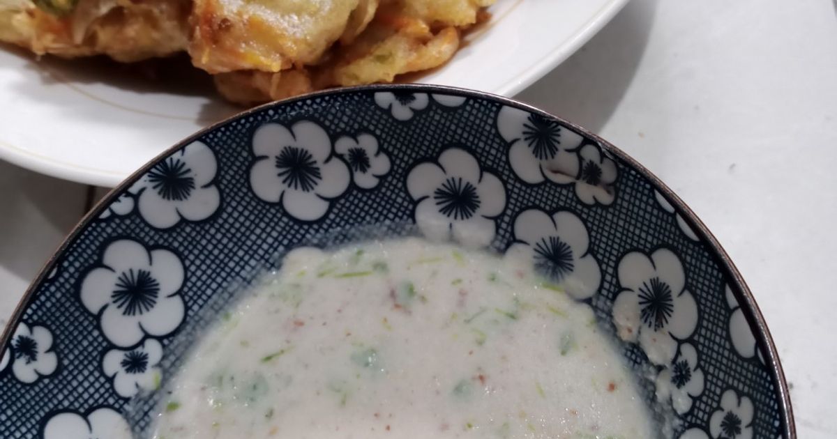 Sambal kacang untuk gorengan dan lontong isi