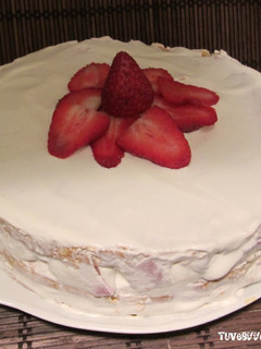 Una foto de Tarta de Fresones y Nata