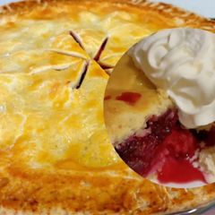 A picture of Blackberries Pie.