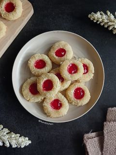 Foto resep Strawberry Thumbprint Cookies