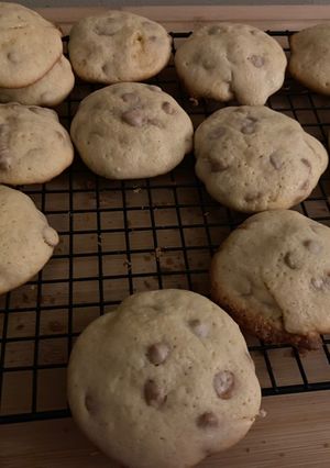 A picture of Butterscotch chip cookies.