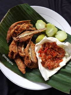 Foto resep Ikan teri goreng sambal terasi
