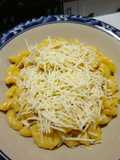 Makaroni saus labu kuning