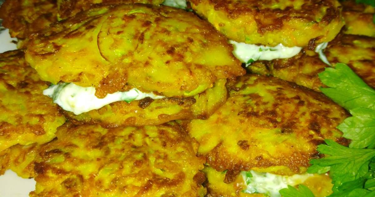 Кабачковые оладьи с сыром и манкой рецепт