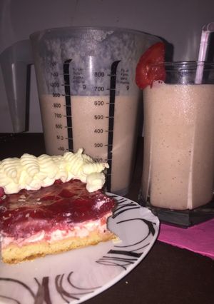 Una foto de Batido/Helado Frutal Súper Rico 🤤🍓🍌🍏🤤