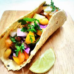 A picture of Papad Tacos.