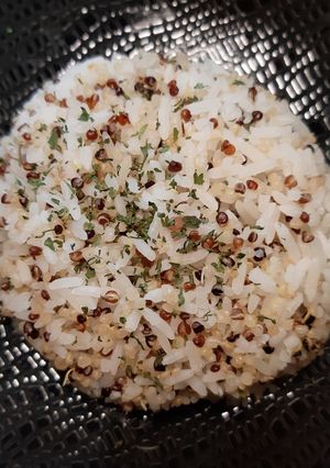 Hình của món Cơm trộn quinoa (diêm mạch).
