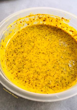 A picture of Mustard.