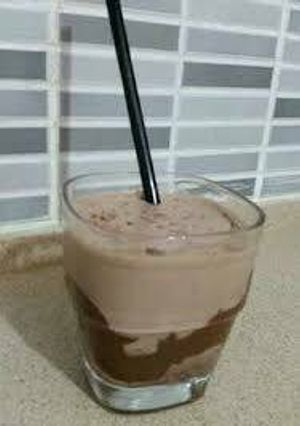 صورة لوصفة ميلك شيك شوكولاته بارد