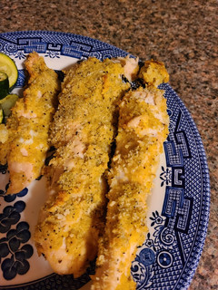 A picture of Mojos "Catnip" special Panko crusted chicky strips.