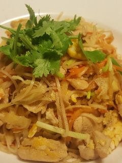 รูปของ ผัดหมี่ฮ่องกงไก่