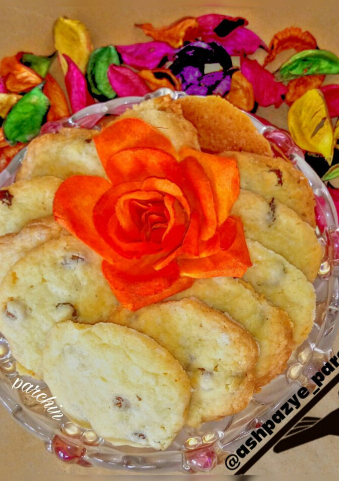 عکسی از دستور شیرینی کشمشی بدون فر 🌸