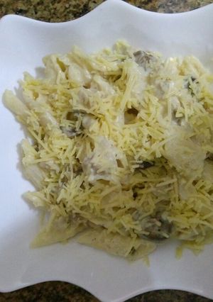 صورة لوصفة معكرونة بصلصة البيضاء