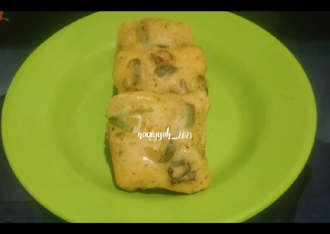 292. Tahu kemul simple