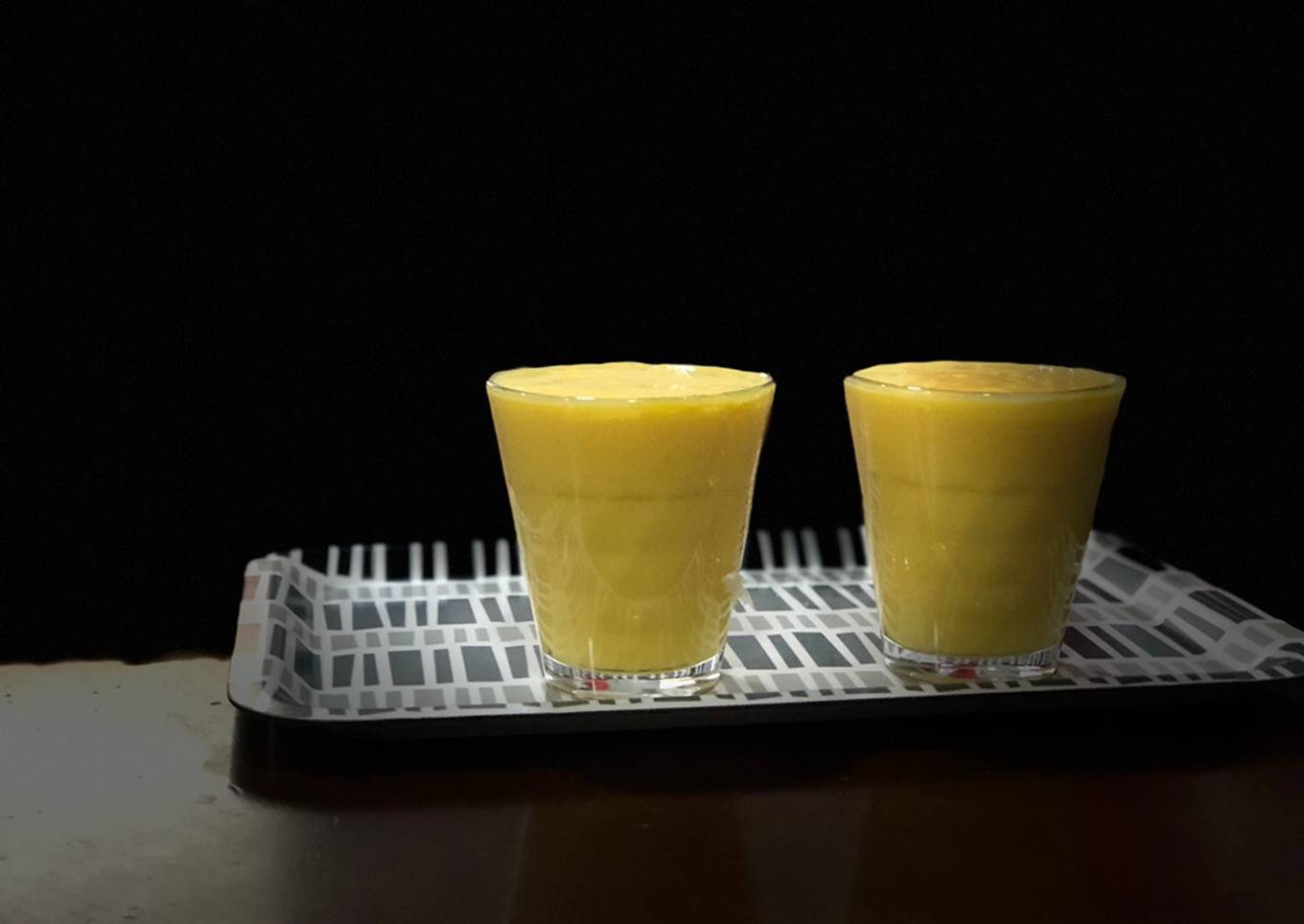 Mango milkshake