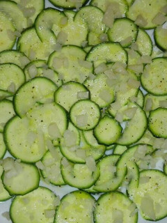 Una foto de Carpaccio de calabacín