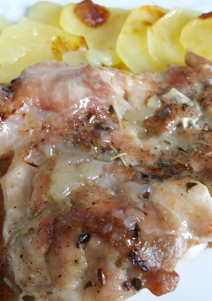 Una foto de Muslos deshuesados al horno🍗