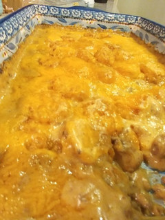 A picture of Nacho cheese tater tot casserole.