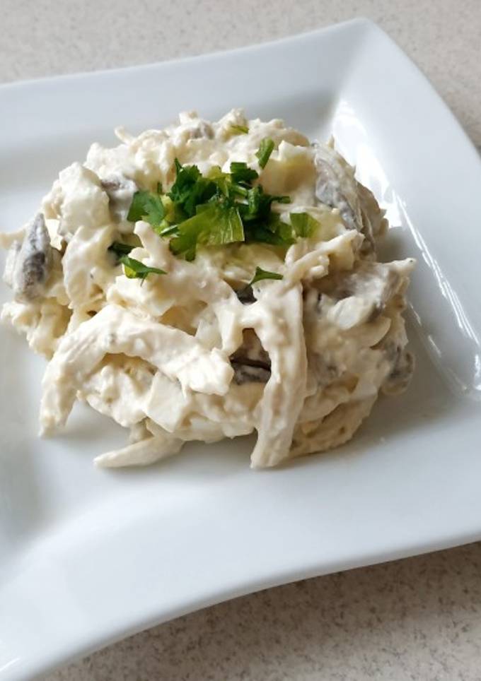 Салат з куркою