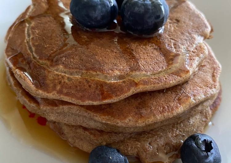 Simple Way to Prepare Homemade Banana Pancake