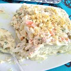 Una foto de Ensaladilla de pescado y mayonesa al curry