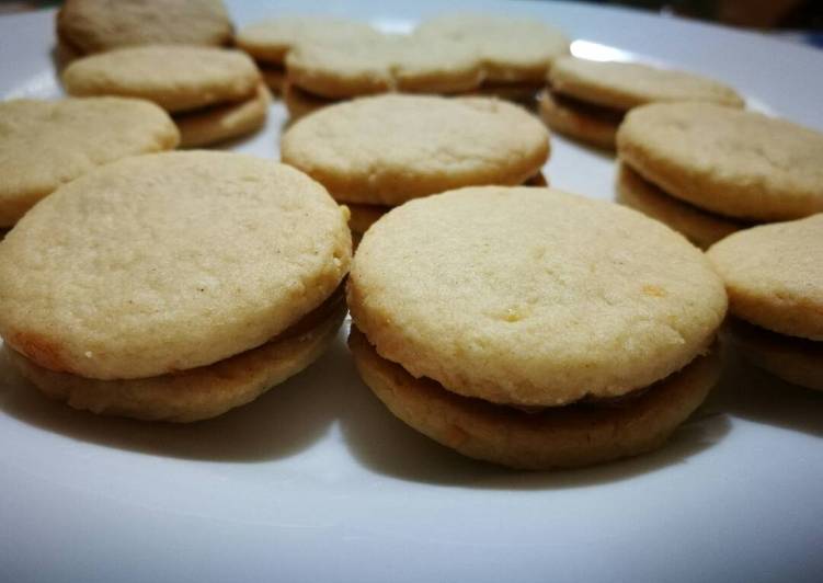 Alfajores con manjar