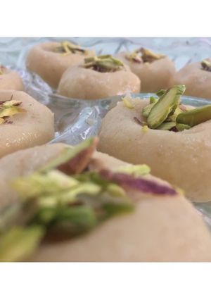 A picture of Milky Pera (Mawa pera).