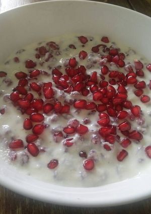 A picture of Anar (Pomegranate) Raita for Weightloss.