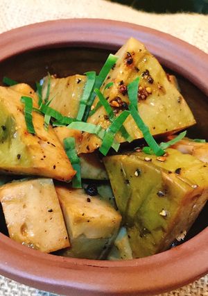 Hình của món Chả lụa chay rim lá gừng.