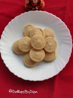 मलाई पेड़ा (Malai Peda recipe in Hindi) रेसिपी मुख्य फोटो
