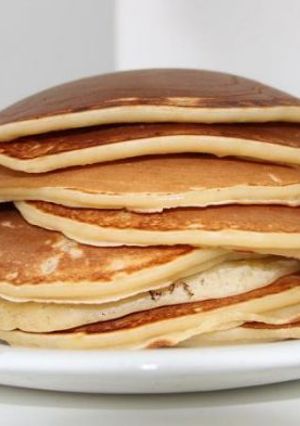 Una foto de ¡tortitas americanas con cremas saladas!