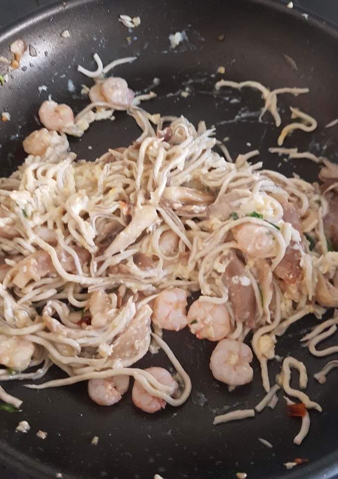 Una foto de Revuelto de setas y gulas