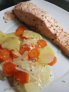 Una foto de Salmón en papillote