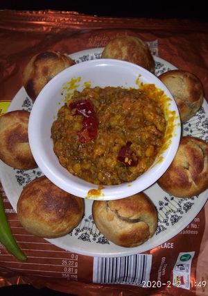 A picture of Rajasthani dal.