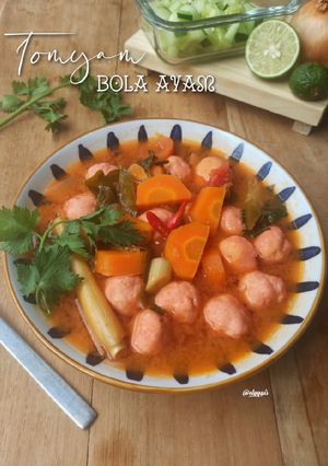 Foto resep Tomyam bola ayam