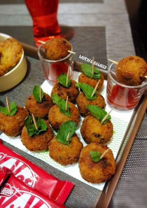 A picture of Chicken & Cheese Balls.