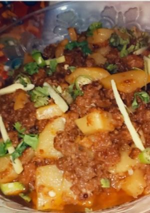 A picture of Dhaba style Aloo qeema😋.