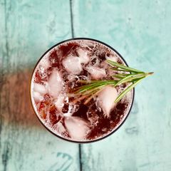 A picture of Cranberry Cider.